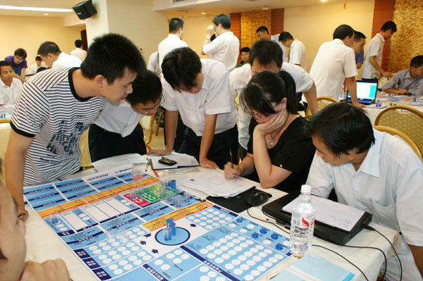 企业员工管理课程楼兰探宝沙盘模拟企业经验管理团建专家